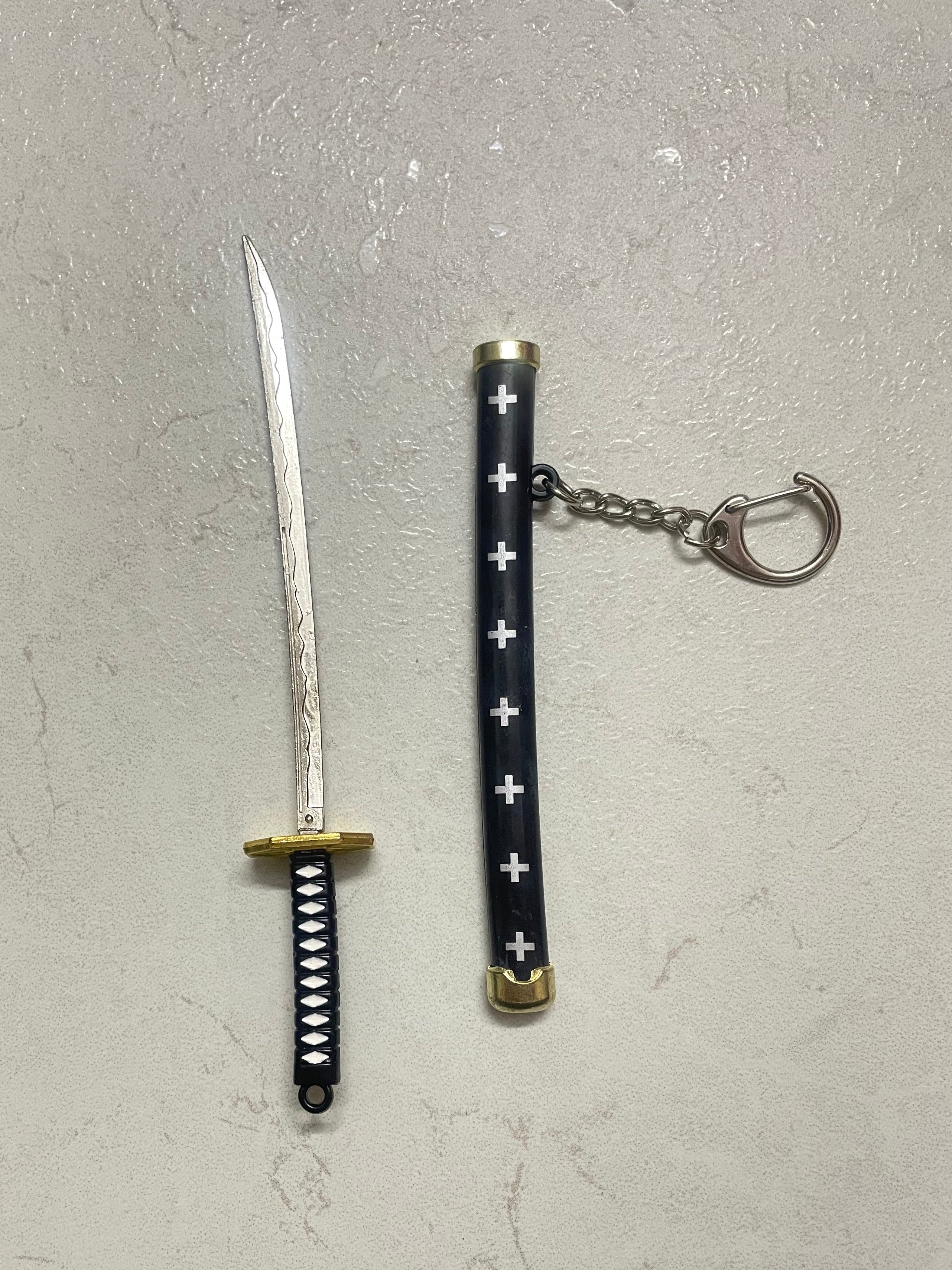 Mid size katana keychain