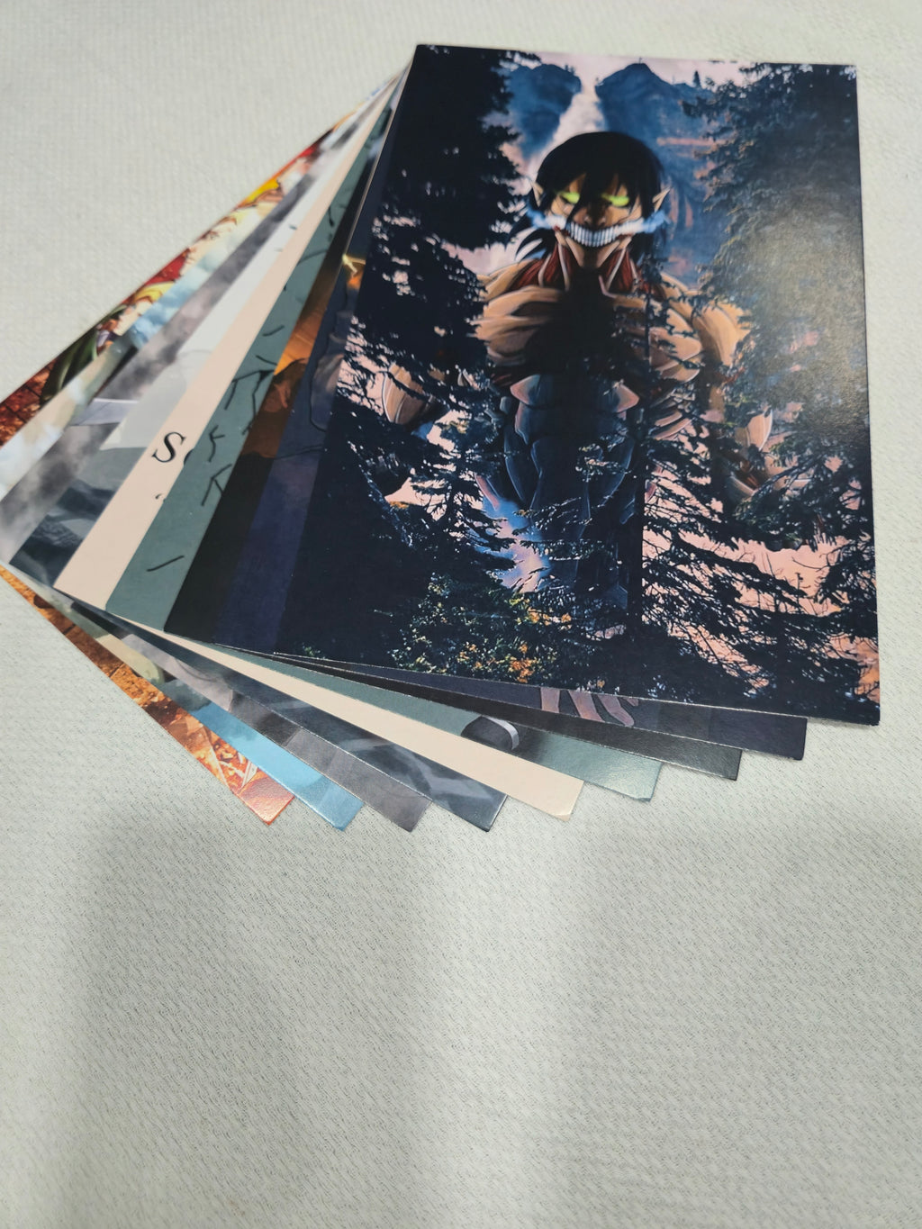 Attack on Titan – 12-Piece Mini Poster Pack