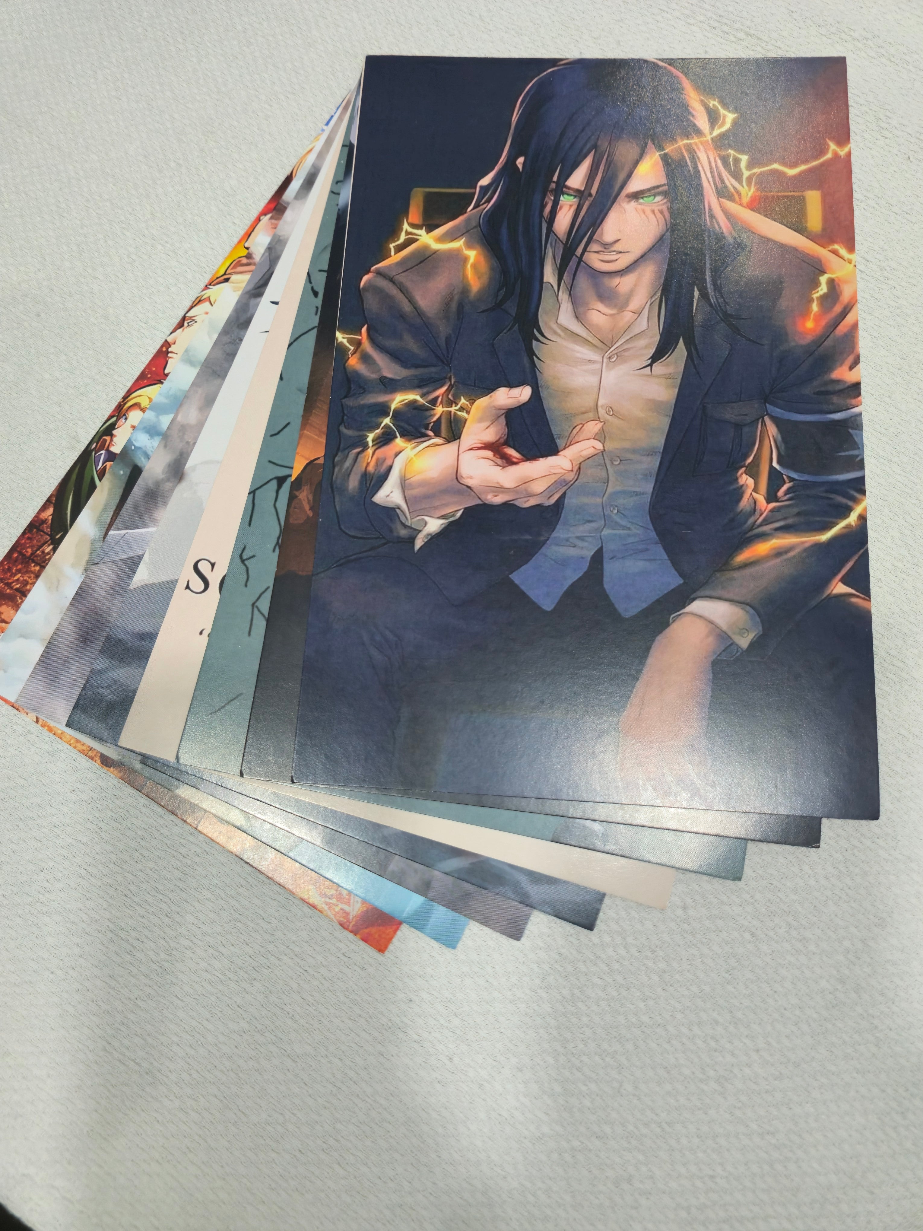 Attack on Titan – 12-Piece Mini Poster Pack