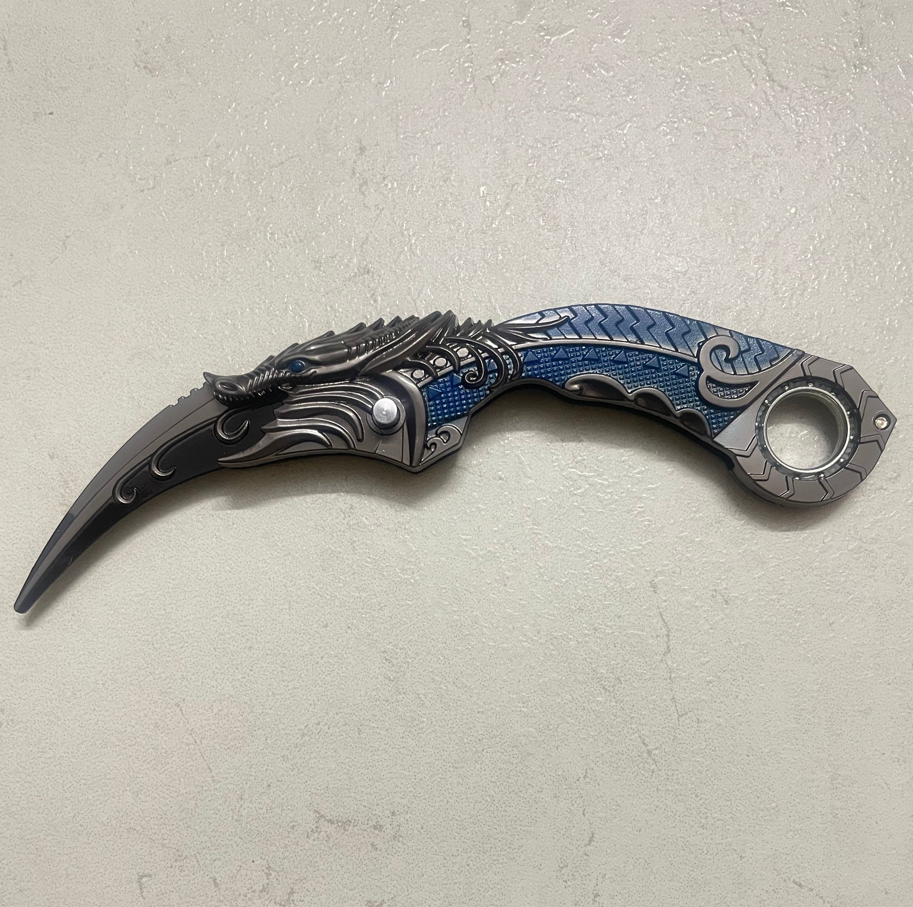 karambit rotating knife