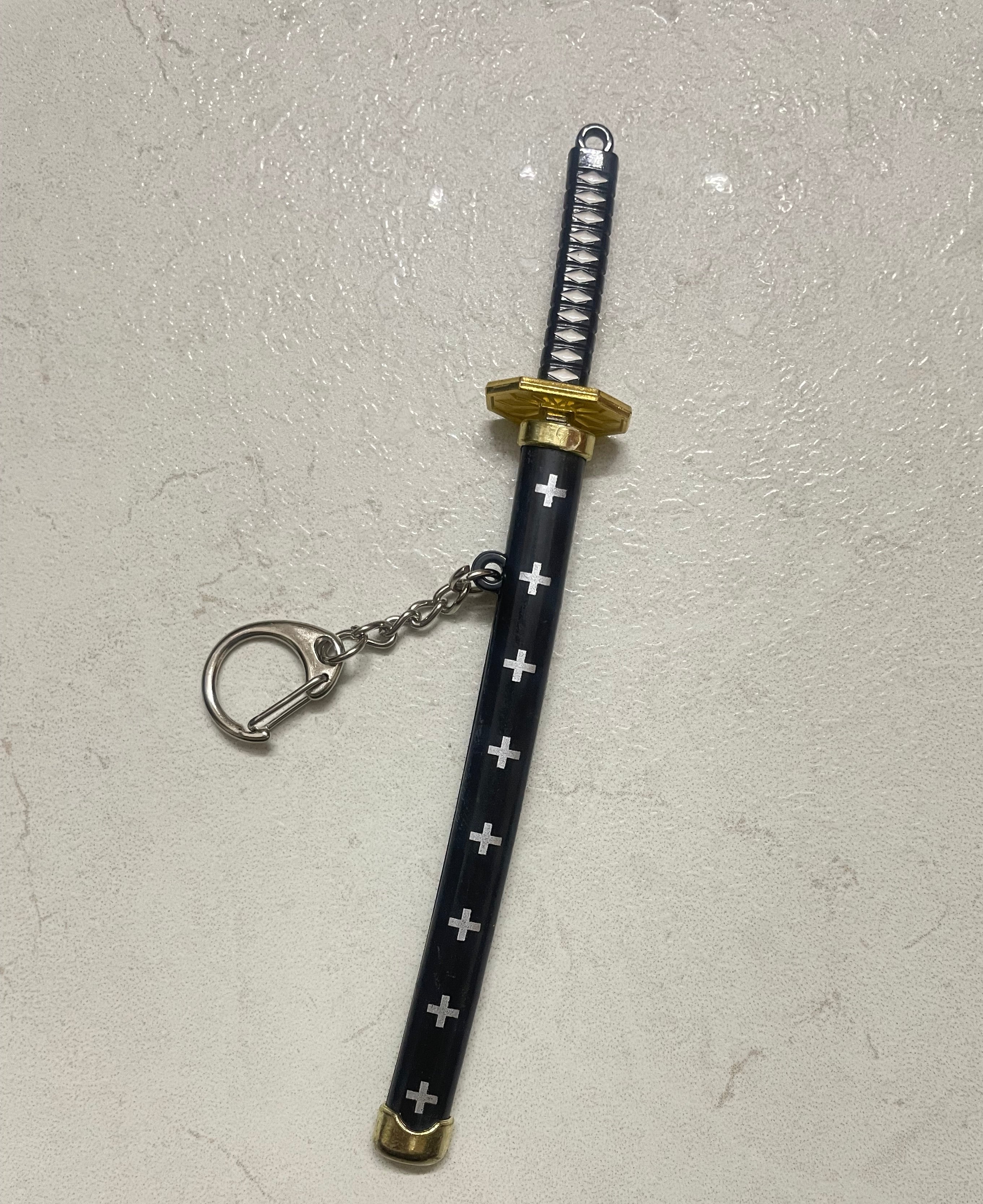 Mid size katana keychain