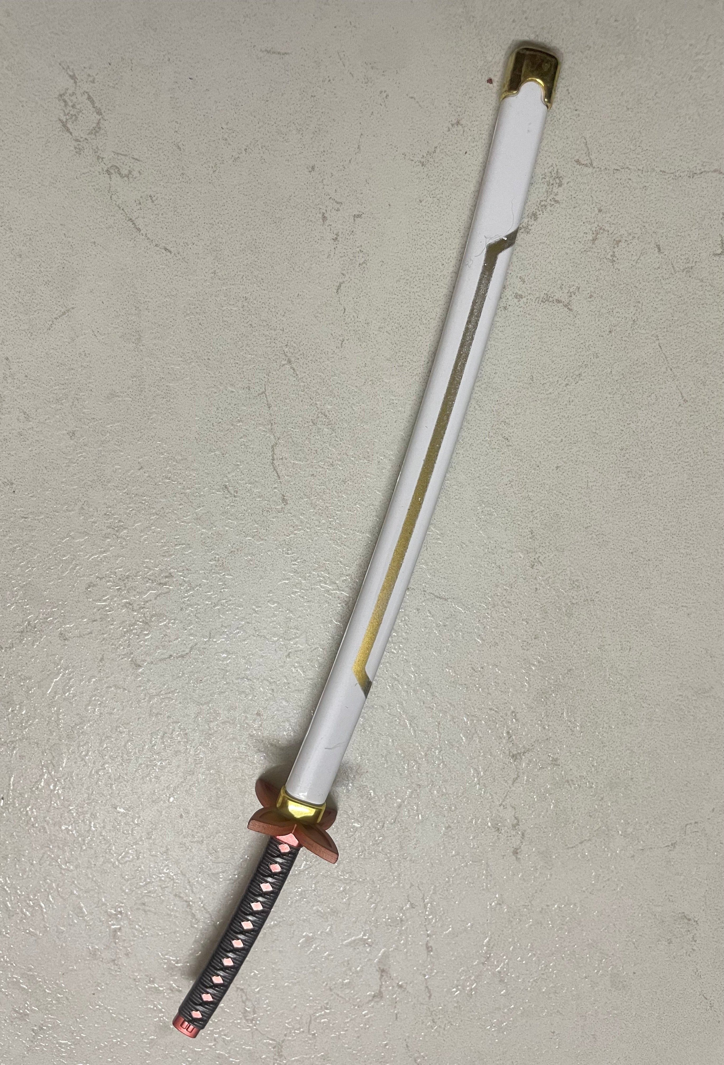 Large button katana keychain