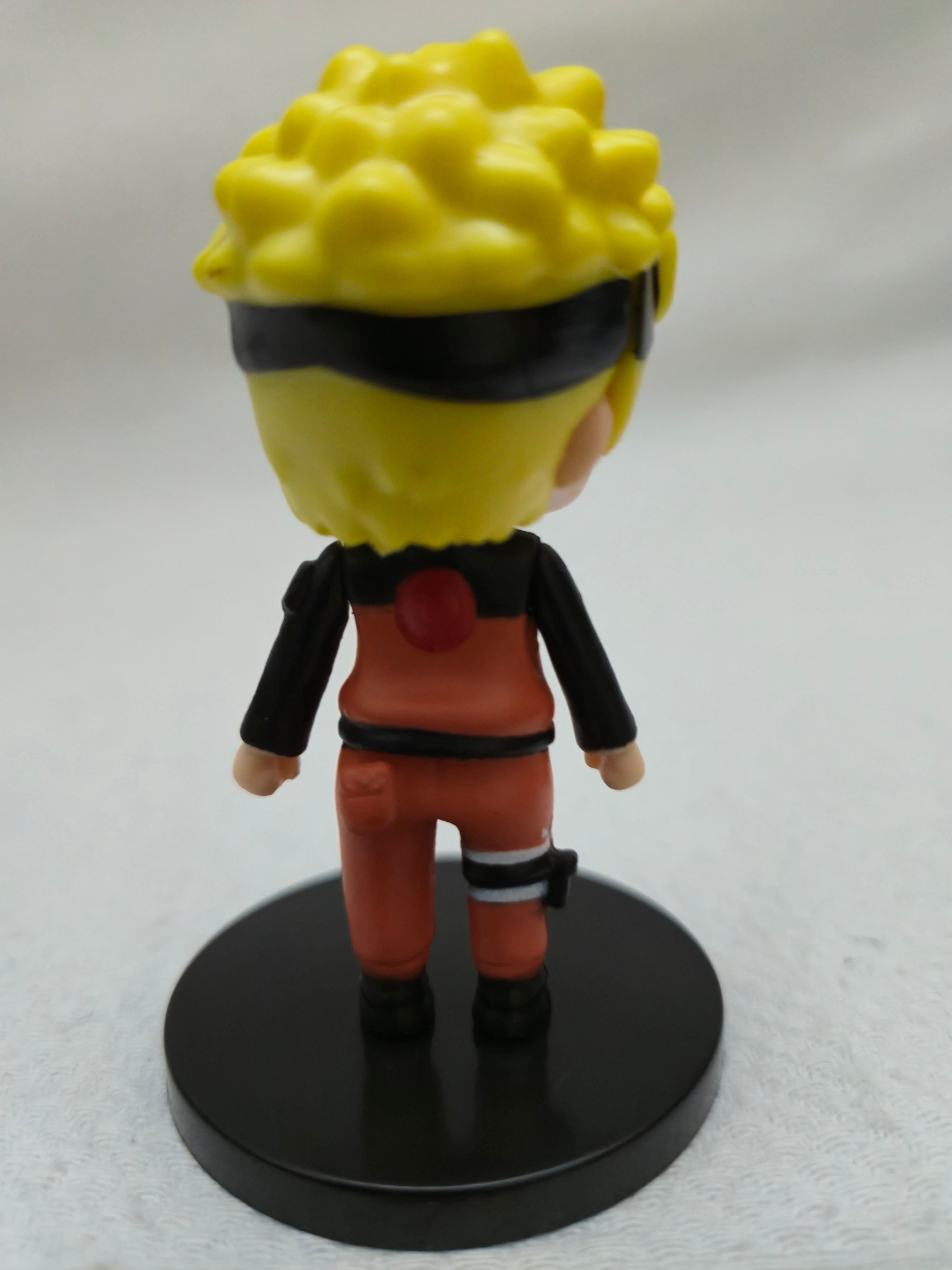 Naruto 12-Piece Mini Figurines Set