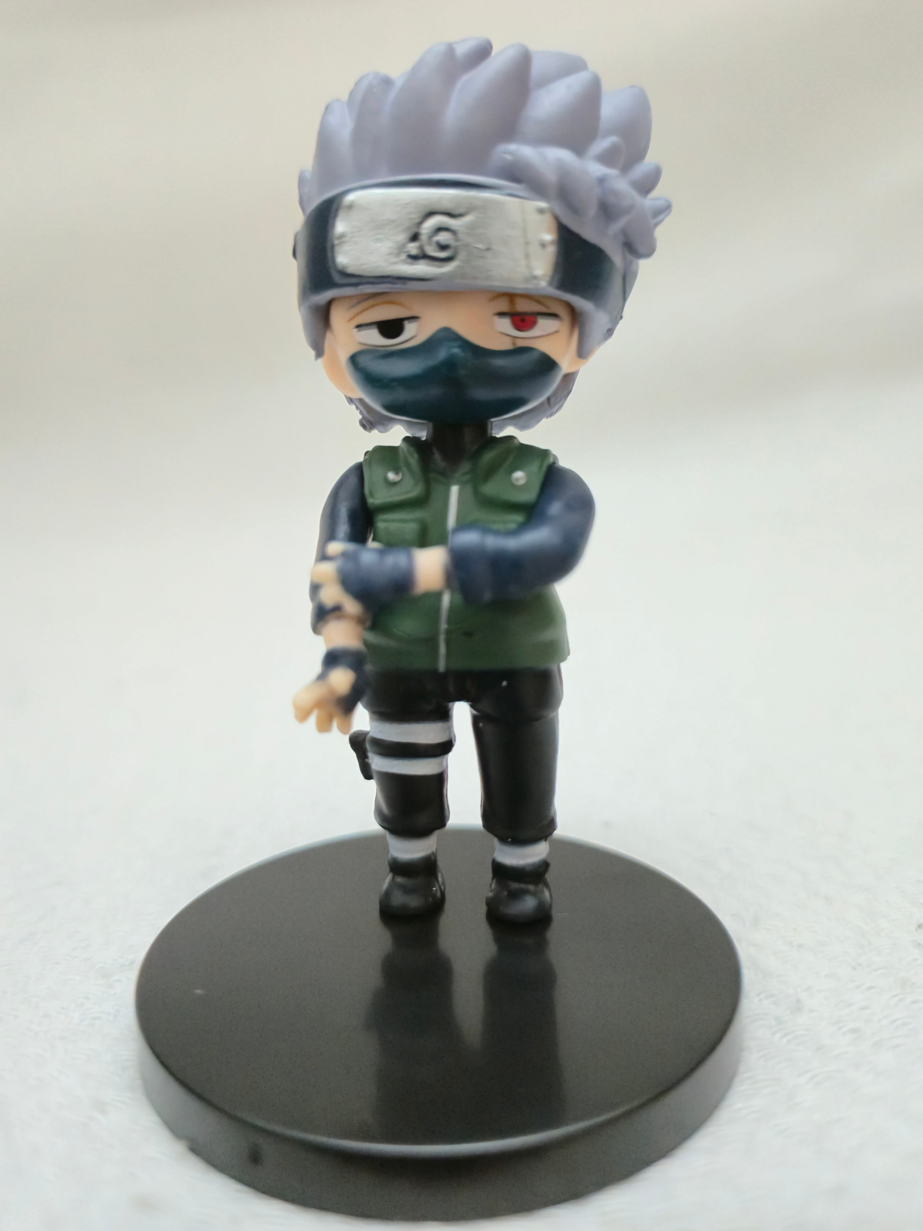 Naruto 12-Piece Mini Figurines Set