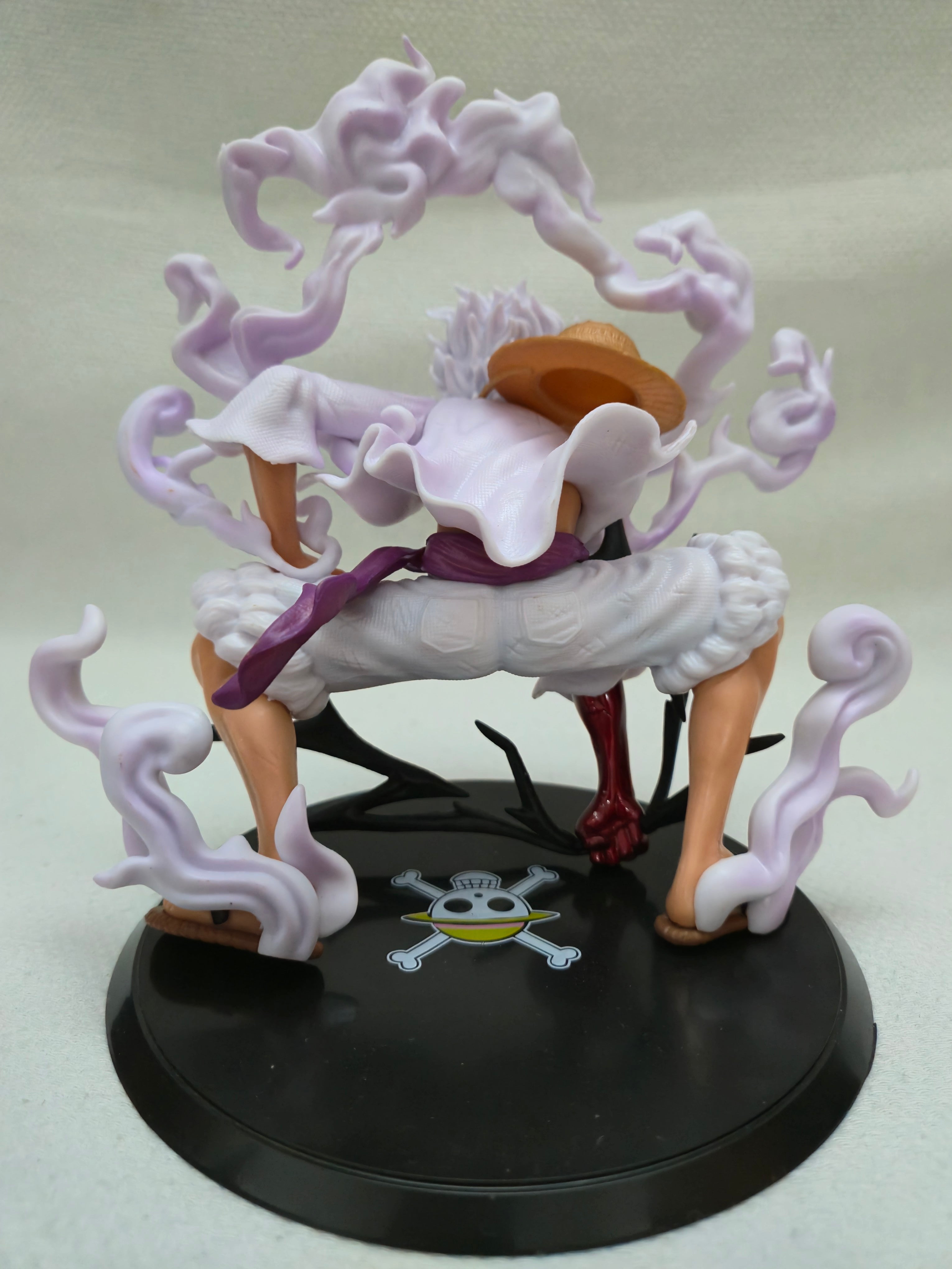 Future King of the Pirates Gear 5 Luffy