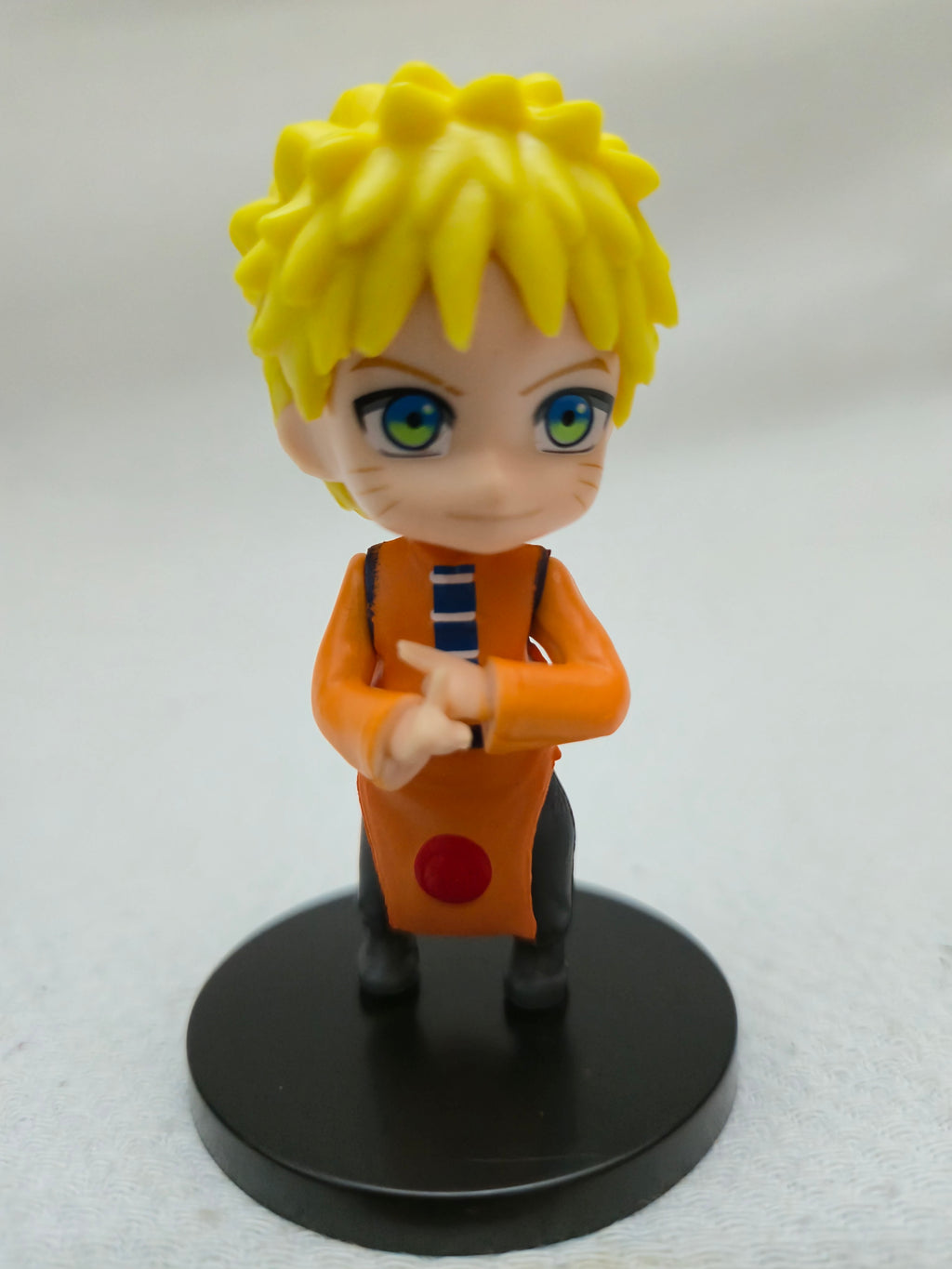 Naruto 12-Piece Mini Figurines Set